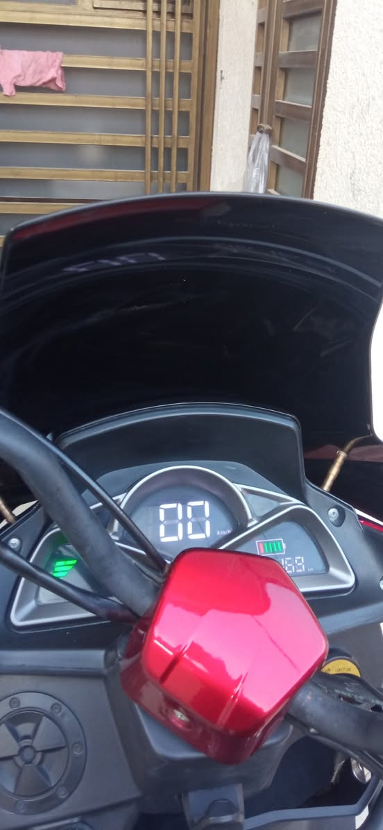 دراجة للبيع  نظافتها مثل ما موجود بالصور , للاستفسار الاتصال على رقم الهاتف ***********
