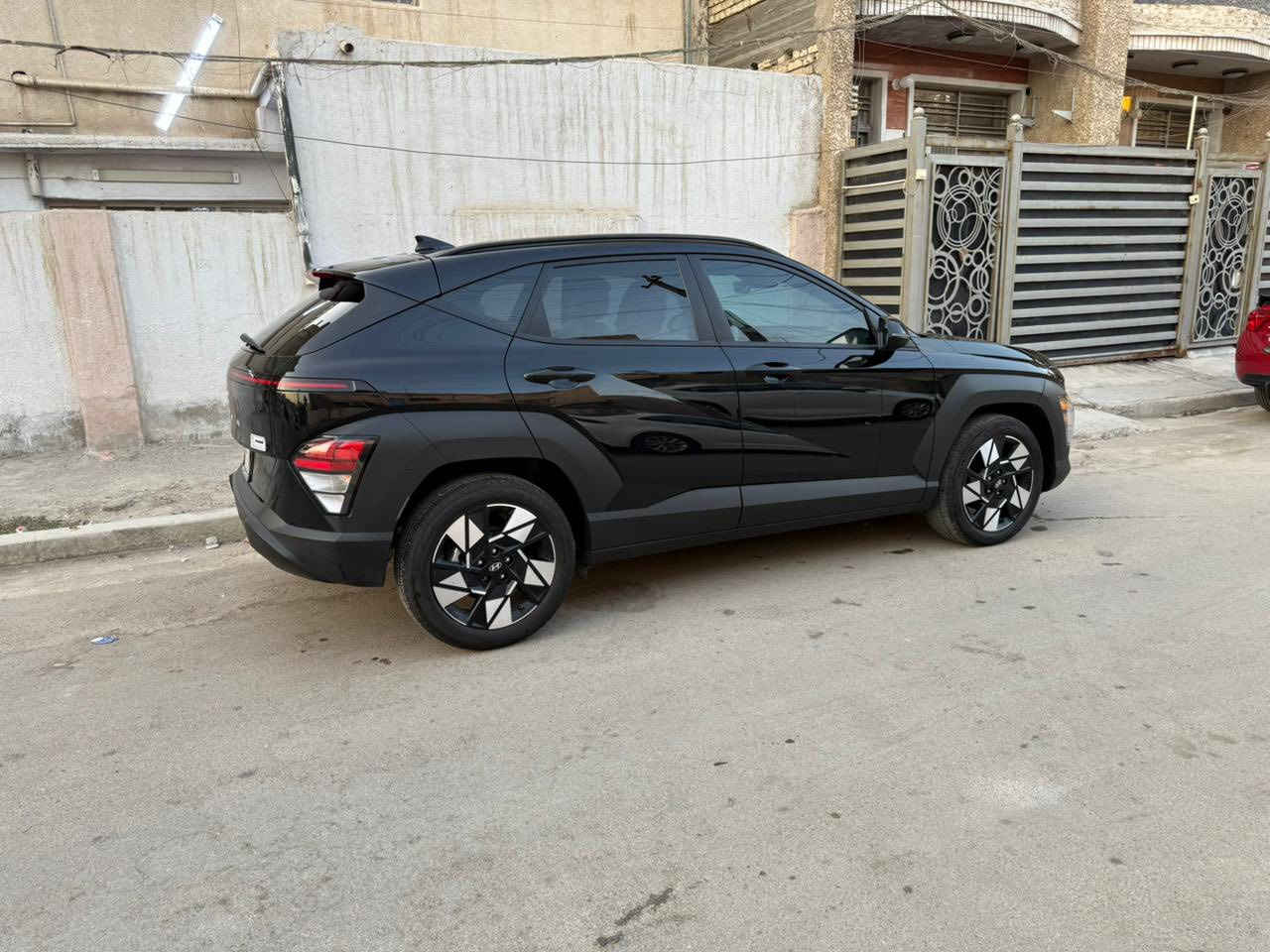 24 
بدون ايرباك بدون تبديل حادث مرفق 
ماشيه ٦ الاف زيرو بدون رقم دخول جديد 
***********
