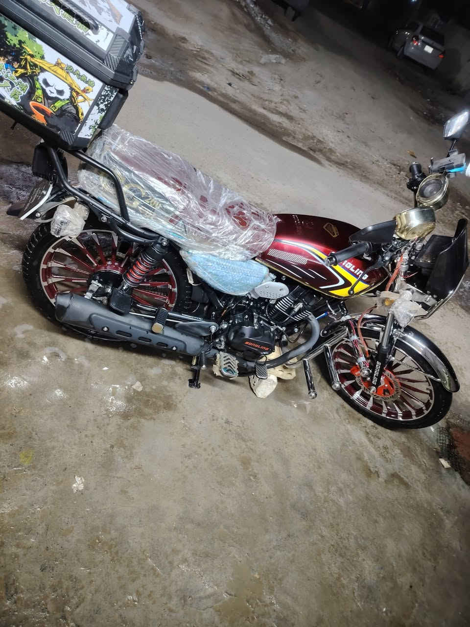 بسم الله الرحمن الرحيم
السلام عليكم دراجه إيراني سونك
موديل 2026 دراجه ماشاءالله كفاله من زلغ
دراجه اني نزلتها بيدي وعله ايد وحده مال جناي اخذتها عله كد دوامي دراجه فول مواصفات بصمه تشغيل عن بعد وبصمه تشغيل يدوي مكينه سوده cbf ضاغطه وزنجيل يعني انسى شي اسمه رجه أوراق اصولي مو كلكك يعني تروح ترقم كبل و ايدها 1200 وبيها مجال بسيط كلش يعني حك جيتك وضيافتك مكاني الراشديه مال الحسينيه وهاذا رقمي ***********
