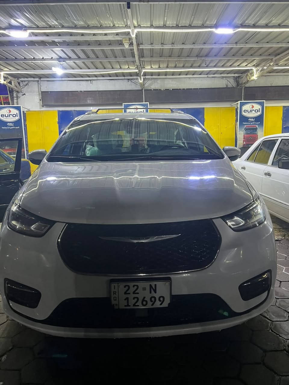 يا الله
كرايسلر باسيفيكا   2023 ماشية 44الف 
📍 الموقع: بغداد كرادة 

✨ رقم اربيل بسمي ثاني يوم تحويل 

🔹 تشغيل بصمة + 5,بصمات ابواب
🔹 اوتو بارك  + 5للكامرات
🔹 حساسات امامي خلفي
🔹 راداد تنبيه الاصطدام 
🔹 تنبيه الخروج عن المسار
🔹 خزن كشن ميموري 
🔹 كشنات كهرباء
🔹 بيبان كهرباء + الجنطة كهرباء
🔹 شاشة + 5 كامرات
🔹 إنارة LED أمامية + بك لايت LED
🔹 داخل جلد اسود ملكي منفصل
🔹 رادار أمامي + نظام تحديد المسار
🔹بية منضومة غاز جديد هسه شادة 
🔹ارضية جلد مسوية والكشنات مدوشمة جلد لون فيروزي 

✅ السياره حلوه ونضيفه وحادثة فقط دعامية  والبنيد جاي كلير فقط 
التواصل *********** 
السعر 255وبية مجال 
ملاحضة السعر ميعجبك لتكسر ابحلال العالم
