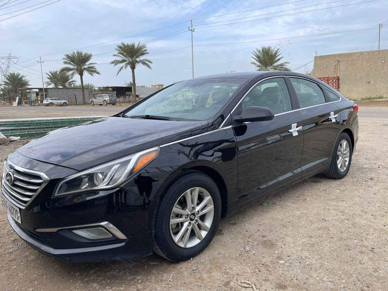 السلام عليكم
سوناتا ٢٠١٧ امريكي 

لون اسود 

صبغ الكصه مال بنيد فقط

لكشر كفاله عدا رصعه بل جاملغ أمامي ليمنه موضحه بل صور

وشخط خفيف كلش بل باب كد شبر 

محرك gdi 

وضعيات قياده 

ايكو 

نورمال 

سبورت 
ماشيه ١١٠ 
داخل كلش جديد 

الكشر الخارجي كلش حلو 

تخم تاير جديد 

محرك لادوانز ولا شي ادامته جديده 

علما السياره محولين لسويج بصمه شغل مرتب 

مكاني بغداد التاجي 

*********** متوفر واتساب 

***********

السعر ١٢٠ بيها مجال بسيط كلش
