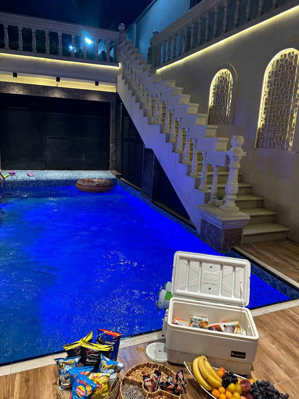 (بمناسبة بدء العطله الصيفيه)
خلي عطلتك ويانه أحلى 
متوفر حجوزات على طول ايام الاسبوع 🧊🏝️
المزرعه موثقه بتطبيق اجرلي
بوعيثه ♥️✅
للحجز والاستفسار التواصل واتساب فقط
 ***********
