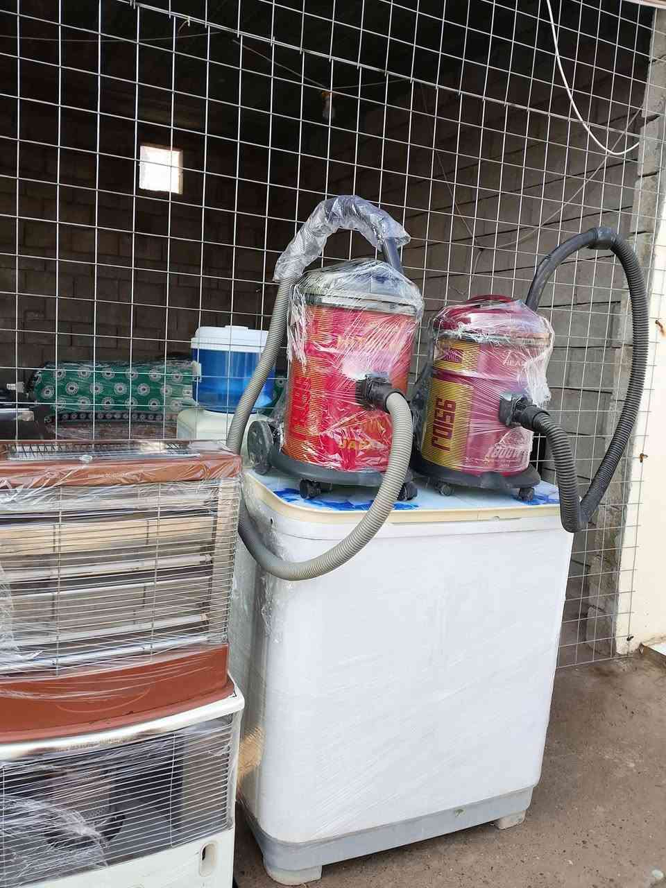 مكانس كهربائيه سعر المكنسه 30 الف شرط لتشغيل . صوبات للبيع سعر لصوبه 65 . سعر الصوبه الكهربائية 20.  ***********
