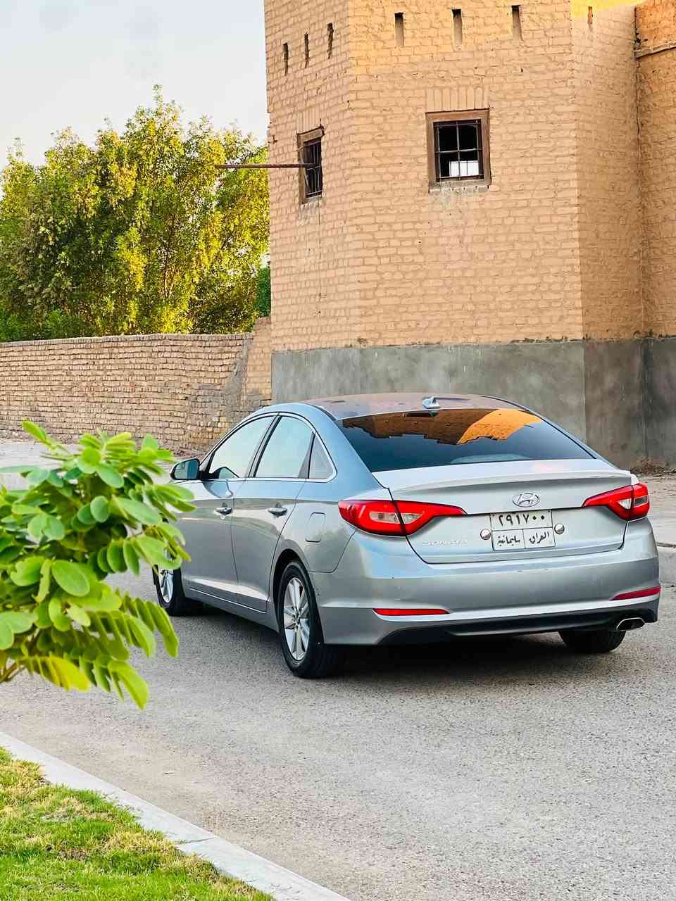 سلام عليكم
سوناتا موديل 2017 بسعر مناسب رقم سليمانيه مداور او وكاله 
وارد أمريكي  السياره جديده وما بيه نقص جاهزه من حداديه تخم تاير كير مكينه تبريد

حادثه تلاث قطع بدون اي داخل 

المواصفات 
تحكمات استيرن 
 كشافات 
لايت زنون 
تلاث انضمة قياده 
ايكو 
اسبورت 
عادي 
كأمره خلفيه 
حساسات 

مكاني بابل 

السعر 112 وبيه مجال بسيط بيع او مراوس 

للاستفسار اتصل على هاذا الرقم 
***********
