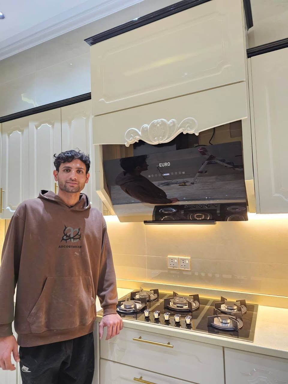 بسم الله الرحمن الرحيم 
 
من ليوم تبدأحجوزات المحافظات 

 
عروض جديده 👌
هدايه اجهزه كهربائية 

تم تغير سعر المتر الطولي من ٥٠٠ الف الى ٤٨٠ الف.🙂
 داخل المنيوم تركي وابواب خشب  HDF ومرمر كوارتز  الطبيعي مع ارتفاع الملحق متر 😉
يشمل تاج اناره جرجرف اناره ونقل وشد مجاني 🛻
بالاضافه الى كل ٦ امتار طولي هدايه سيت سلات . او جهاز كهربائي👑

موقع  محافظة واسط قضاء زبيديه 
للاستفسار الاتصال على الارقام التاليه ☎️***********

***********
