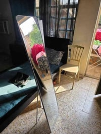 مرآه جديدة ب الغلاف 190×90 لون off white للبيع اي خدش مابيها ابدا م مس...