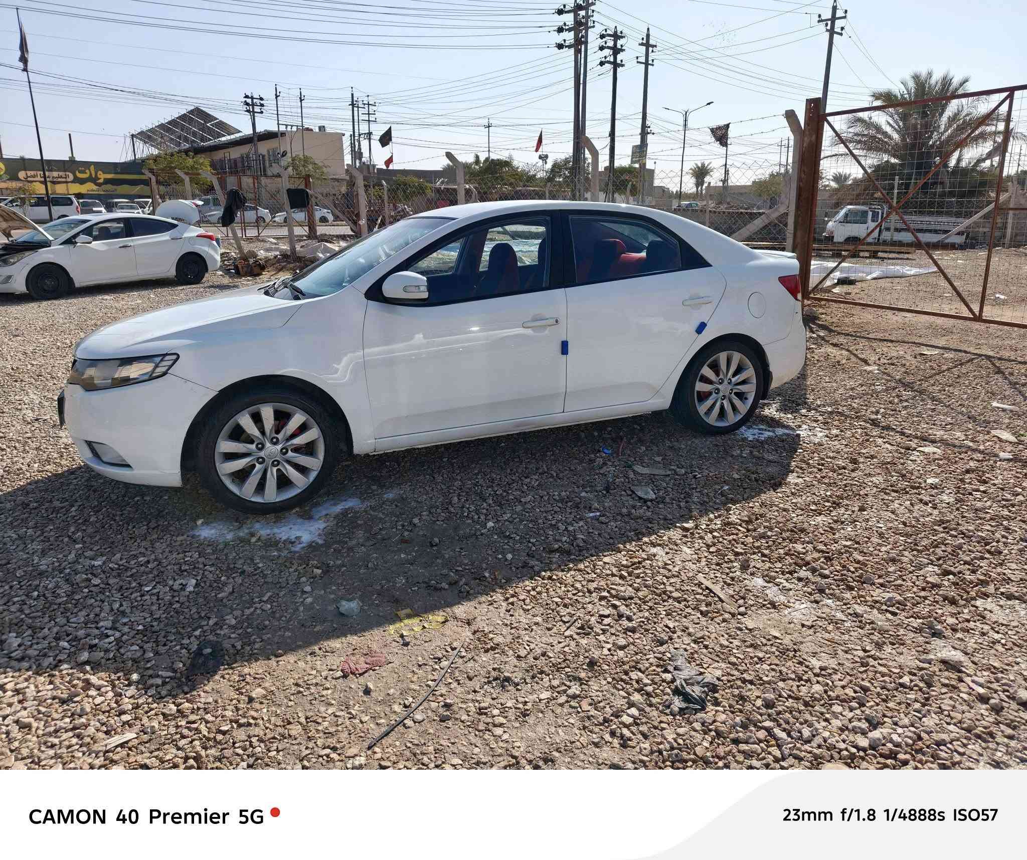 السلام عليكم
سيراتو موديل ٢٠١١خليجي داخل ماروني السيارة  جاهزة من كلشي تخم تاير صارله ٢٠ يوم من مشدود  بيهة بارد بالجاملغ الايمن الخلفي و السونار منزل بالمنشور  السعر ١٠٧ وبيهة مجال المكان نجف الرقم ***********
