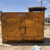 مولد بيركنز لوفل ١٥٠ كي في كاتم  شغال يحتاج تنظيف فقط السعر ٤٥ ورقه بي...