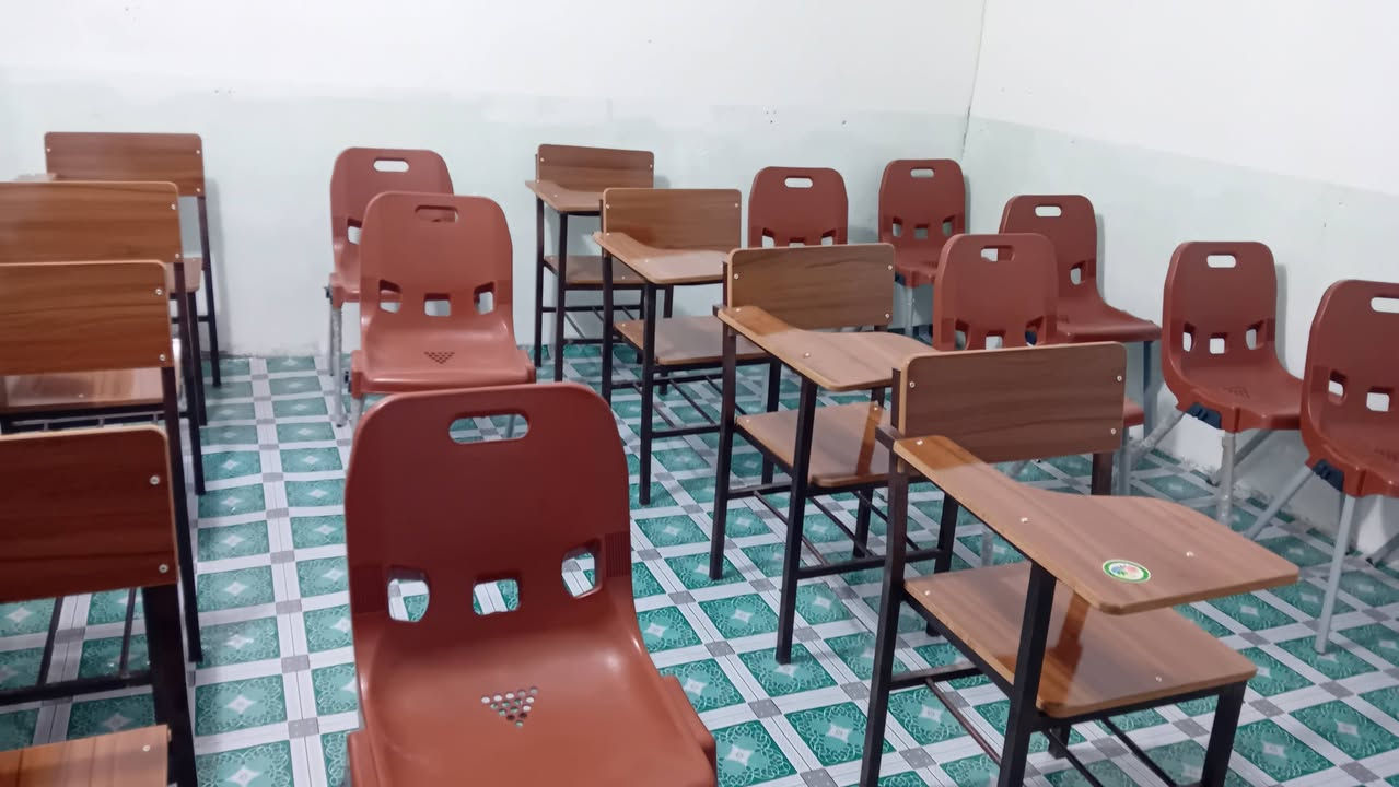 للبيع استعمال قليل جدا
📍النجف


**إذا كنت صاحب هذا الإعلان وتريد حذفه لأي سبب، رجاءا أرسل رسالة إلى الدعم الفني**