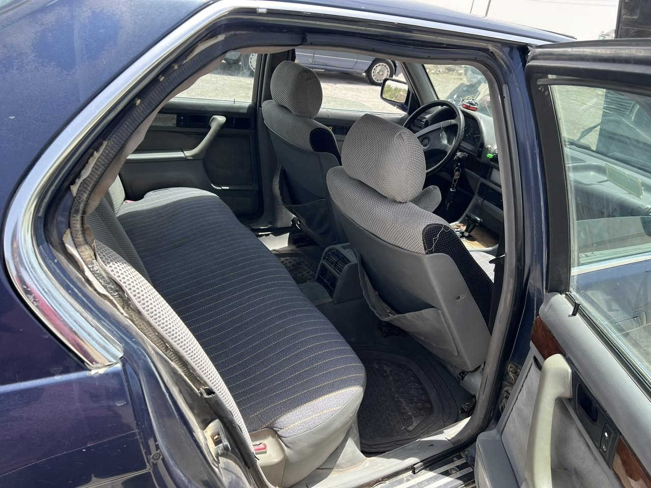 سياره BMW مفتوح 

سياره رقم صدامي سياره حلوه للبيع السعر 30وبيها مجال….

للاستفسار اتصال على الرقم ***********
