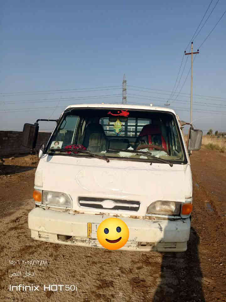 السلام عليكم كيا بنكو موديل 1994. 6 جنكال تحويل ثاني يوم كير وشاصي خير من الله.   بس المكينه مستحقه. مكانها واسط. العزيزيه  سعرها ب 37 وبيها مجال للطيبين
***********
