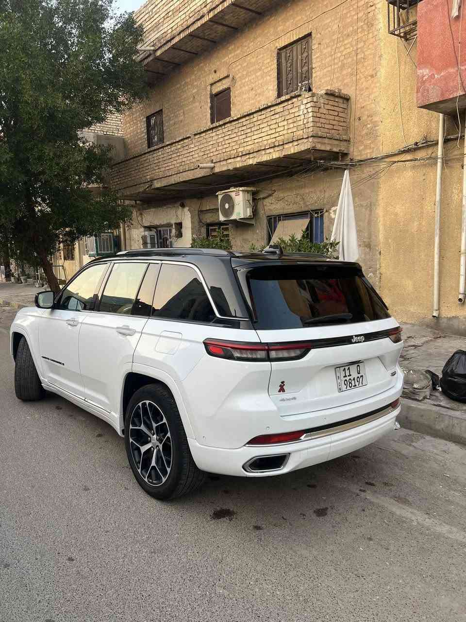 السلام عليكم 
جيب ٢٠٢٤ 
ماشيه ٩٠٠٠ ميل 
سومت كل مواصفات بيها 
ميحتاج اشرحه كله بل الصوره موضحه
خمسه راكب المرغوب
بيه ثلاث قطع مبدله نفس الون
مكان بغداد
السعر ٣٦٠ وبيها مجال
‭٠٧٧٦ ٨٥٢ ٨٢٩٨‬
