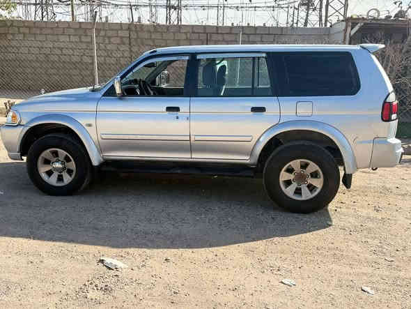 سلام عليكم 
ميسبوشي ناتيفيا خليجي
رقم اربيل سنويه ضايعه وعندي ستنساخ 
تحويله مضمون بسامينه
موديل 2008
ما بيه صبغ 
كير محرك صدر تخم تاير مكفول 
بيه بادر بل جاملغ أيمن 
السعر 78 ورقه بيه مجال
مكان سياره بغداد بلديات 
اتصال على رقم *********** بغداد
