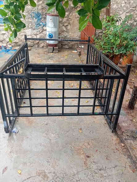 للبيع ١٥٠ قفل رقم الهاتف ***********. *********** مكاني كركوك
