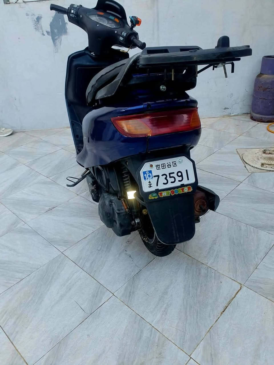 سلام عليكم فراشه مكينه ما مفتوح نعومه شلعه ومعدل كهرباياته كله شغاله سلف هندر كلوبات كله شغال ما عايزه اي شي لسعر400 وبيه مجال حك لجيه عنوان نجف رقم لهتف  ***********
