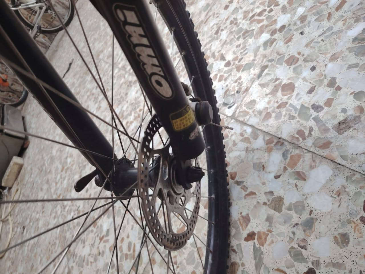 ​بايسكل BLACK CAT IMPACT 2.0D للبيع 🚲
الحجم: 26
​المكان: بغداد - البلديات
​السعر: 100 ألف (مجال بسيط)
​الرقم: ***********
