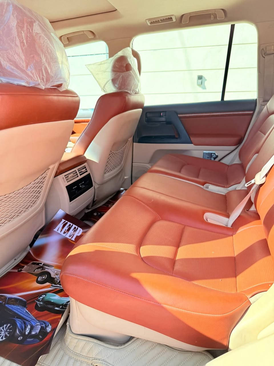 السلام عليكم 
تم تنزيل السعر للبيع السريع فقط (٣٩٥ $) فقط 

للبيع لاندكروز موديل 2015 فطيم اصلي مكفوله من الصبغ والفتح والتبديل (عدا الدعاميه الاماميه مبدلة )
السياره كير مكينه حداديه تخم تاير جديد وكلش حلوه وبلعافيه علياخذها.
السياره كلش حلوه مواصفات 

موديل 2015 

تبريد مركزي

6 سلندر 

بصمتين 

ماشيه 157 الف حقيقي عالفحص 

السعر 395

مري شفط وقلاب 

حياس امامي خلفي 

كشنات جلد  

مطفاه بصدر 

سياره بلاديه بدون اي اضافات او خدوش او تحديث 

سلايت فتحه 

علامة ليزريه بالتكمه 

لايت زنون عالي ناصي 

للاتصال ***********
