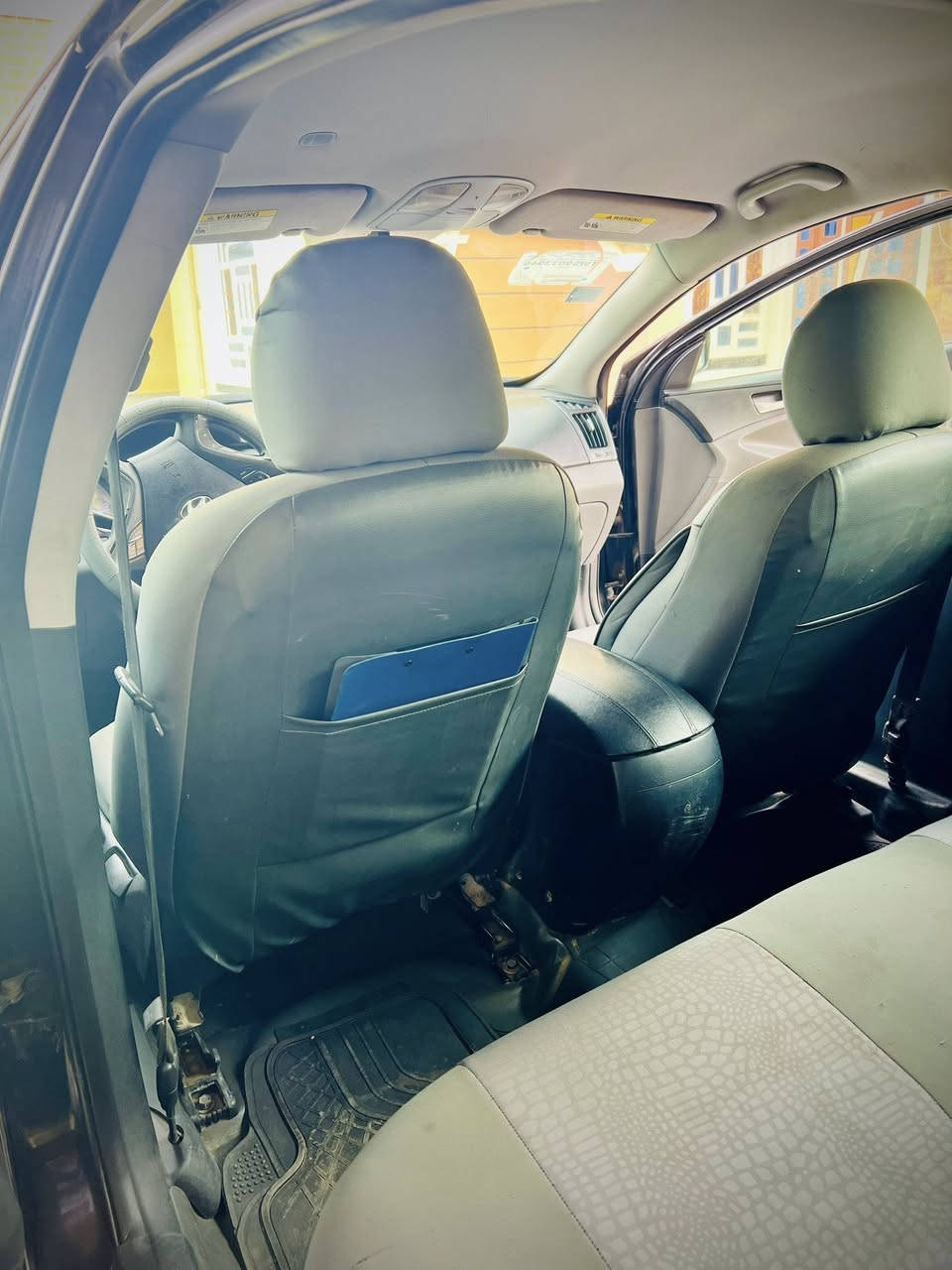 سـلام عليكم ..
للبيع او مراوس سوناتا  ( 2013 )
السعر :  105  وبيها مجال

الضرر : 3 قطع ( بابين صبغ وجاملق تبديل )
وارد امريكي
رقم جديد ( انبار ) ب اسمي تحويل ثاني يوم
السيارة خير من الله كلشي ما ناقصها شغل واطلع ..
المواصفات 
مكينه 2400 gdi
تبريد بيانو ( ثلج )+ تدفئه
داخل اسود + رصاصي صاجي
كشن السايق كهرباء 
كشنات تدفئه
رادارات امامي خلفي جانبي 
بريك توقف ذاتي عند الاقتراب 
 مكان / الانبار حصيبة الشرقية
***********
