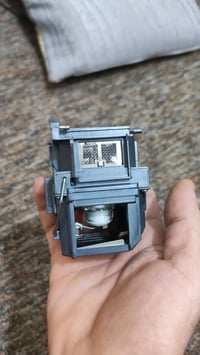 عدسة • داتو شو • قفل عنوان ورقم