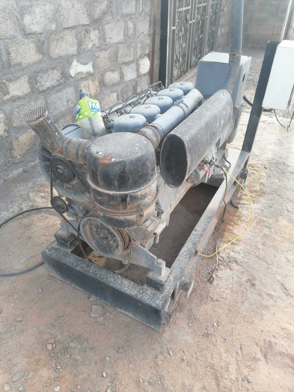 سلام عليكم مولد دويز 5 بستم لبيع جاهز العمل مكانه الرمادي ***********
