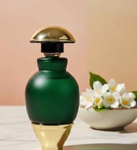 عطر نسائي • رومانسي • النجف