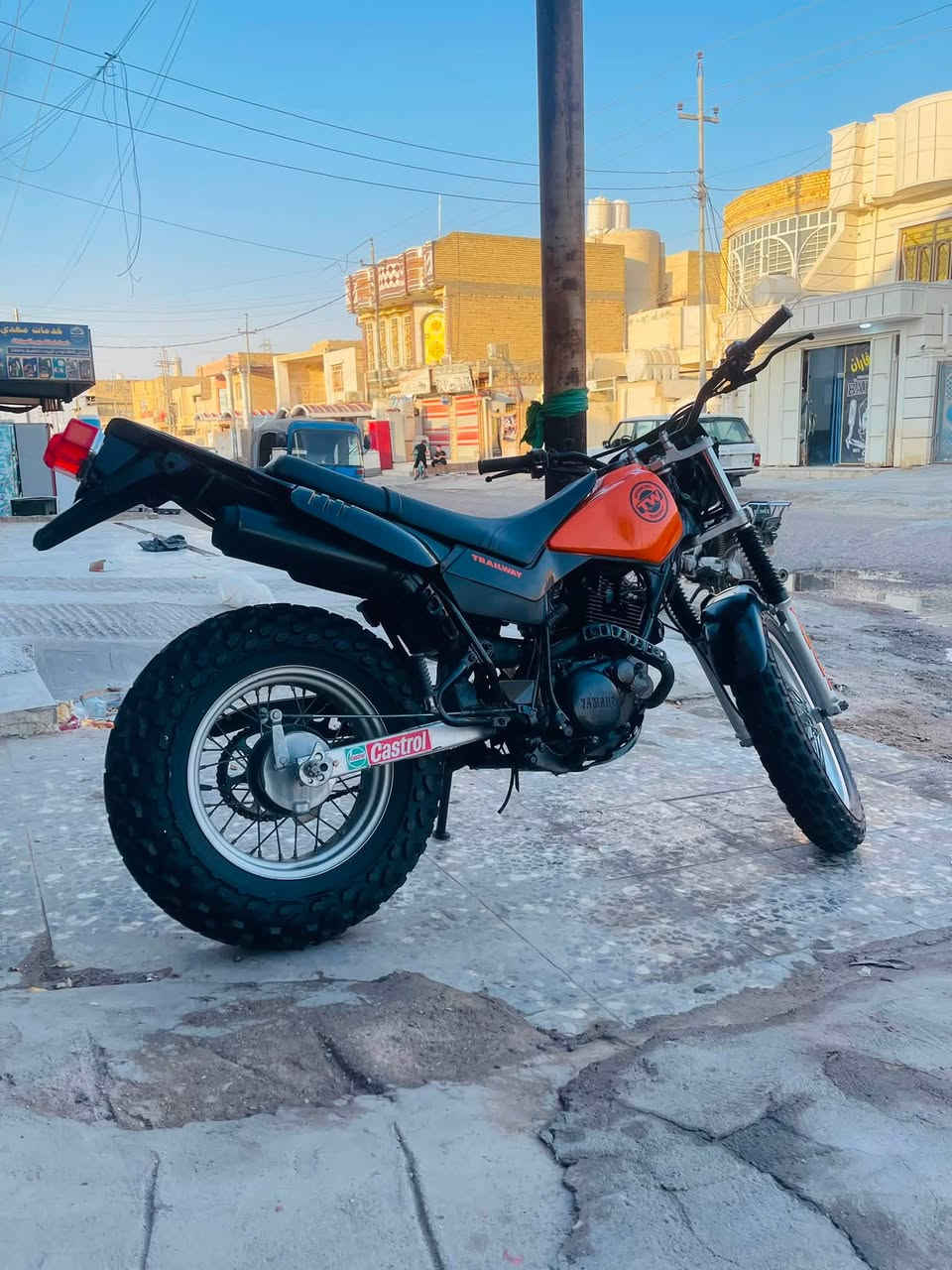 سعرها 850 وبيها مجال ياماها  محرك 125  Yamaha TW قفاز جبلي حديث اوراق كاملة  دراجة جديده وما مفتوحة وكهربائيات كلها شغالة سلف هندر كلها منطول الطول ما بيها اي نقص مكاني ميسان الماجدية شراي اتصل وتدلل ***********
