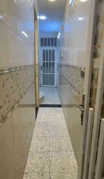 مشتمل للبيع 45 متر واقع حال 50 متر طابقين 
في ام الكبر والغزلان
 يحتوي الطابق الاول 
استقبال ومطبخ وصاله وخدمات 
الطابق الثاني
غرفة نوم وصاله وخدمات 
للاستفسارالاتصال على 
سيف الساعدي  ***********
او مراجعة مكتب الدار للعقار 
عنوان المكتب ام الكبر والغزلان مقابل اسواق العجوز
