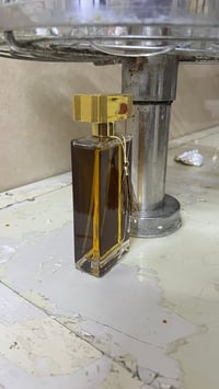 عطر امير العود • رشّتين • عود ملكي
