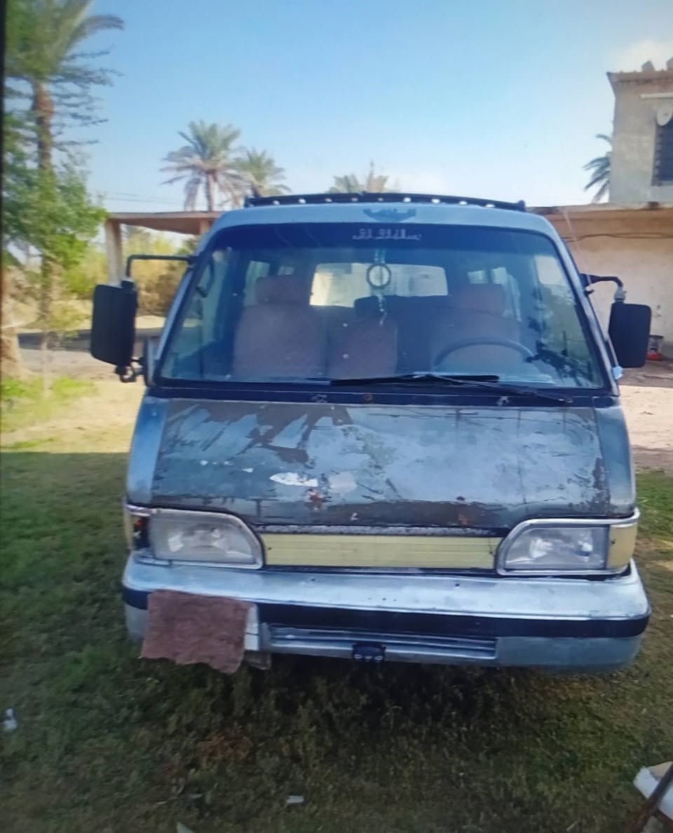 سلام عليكم كيا بستا للبيع موديل93مكينةتنقس دهن سنوية 27رقم بغداد الماني كير اكسن جدد التصال***********
