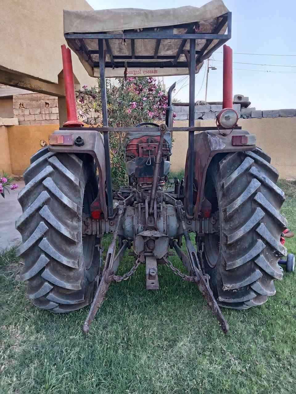السلام عليكم مكينه فوركس للبيع هاشم 275 موديل 81 ***********
