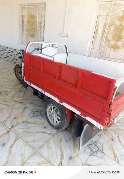 ستوته نيفان موديل 13 اوراق ستوته نظيفه كل شيء شغال بها ما نقص اي شيء كهربائيات كلهاغ شغاله السعر 900 وبيها مجال للشراي مكاني بصره قضاء الدير وهذا رقم تلفوني ***********
