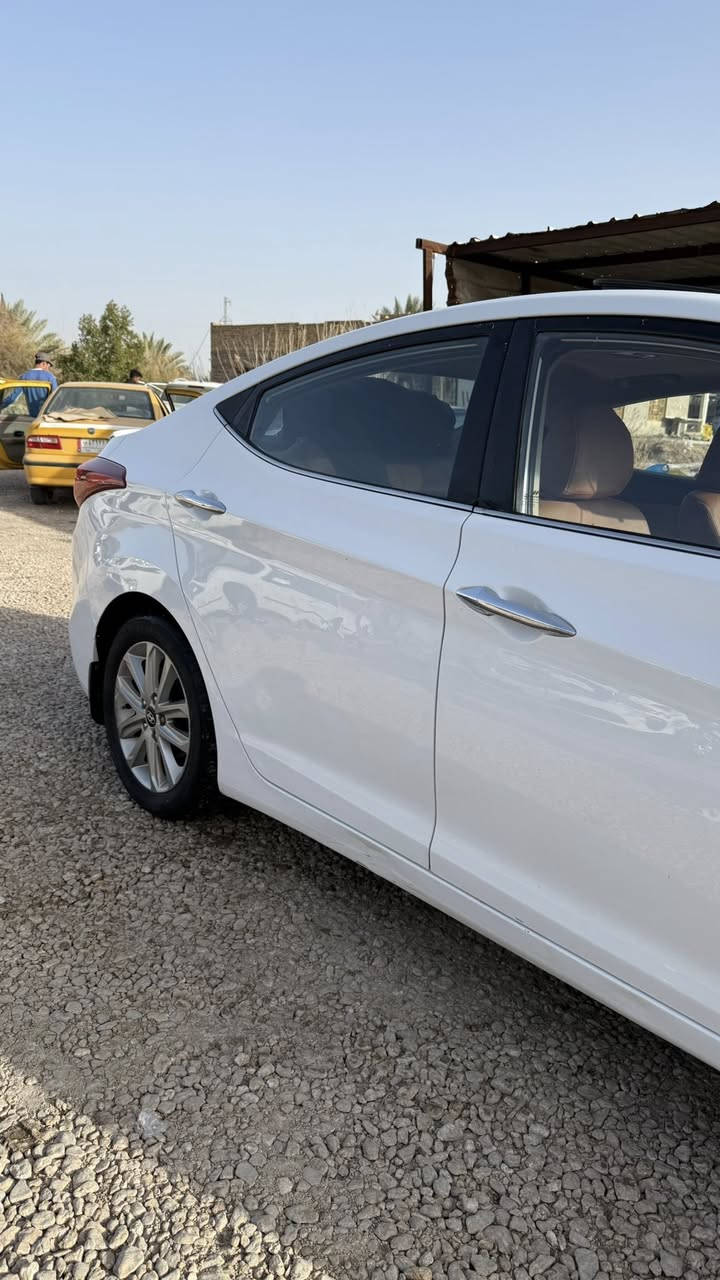 السلام عليكم للبيع النترا 2016 مكينه 1800 جاهزه من كلشي فول مواصفات ماعدا البصمه السياره بدون لا تبديل ولا صبغ فقط مكانين بارد وعندي سونار بيه مكاني ديوانيه        قضاء السدير                                 السعر (128)$
  ***********
