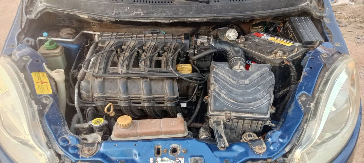 شيري A1. موديل 2010             رقم بغداد دولي سنويه لل 2027 راعيه موجود  يمي بالديوانيه اني مشتري من المالك مكينه كير تبريد كهربائيات مكفوله  السعر 30 ورقه الاتصال على الرقم *********** بي واتساب علما السياره موجوده بالديوانيه
