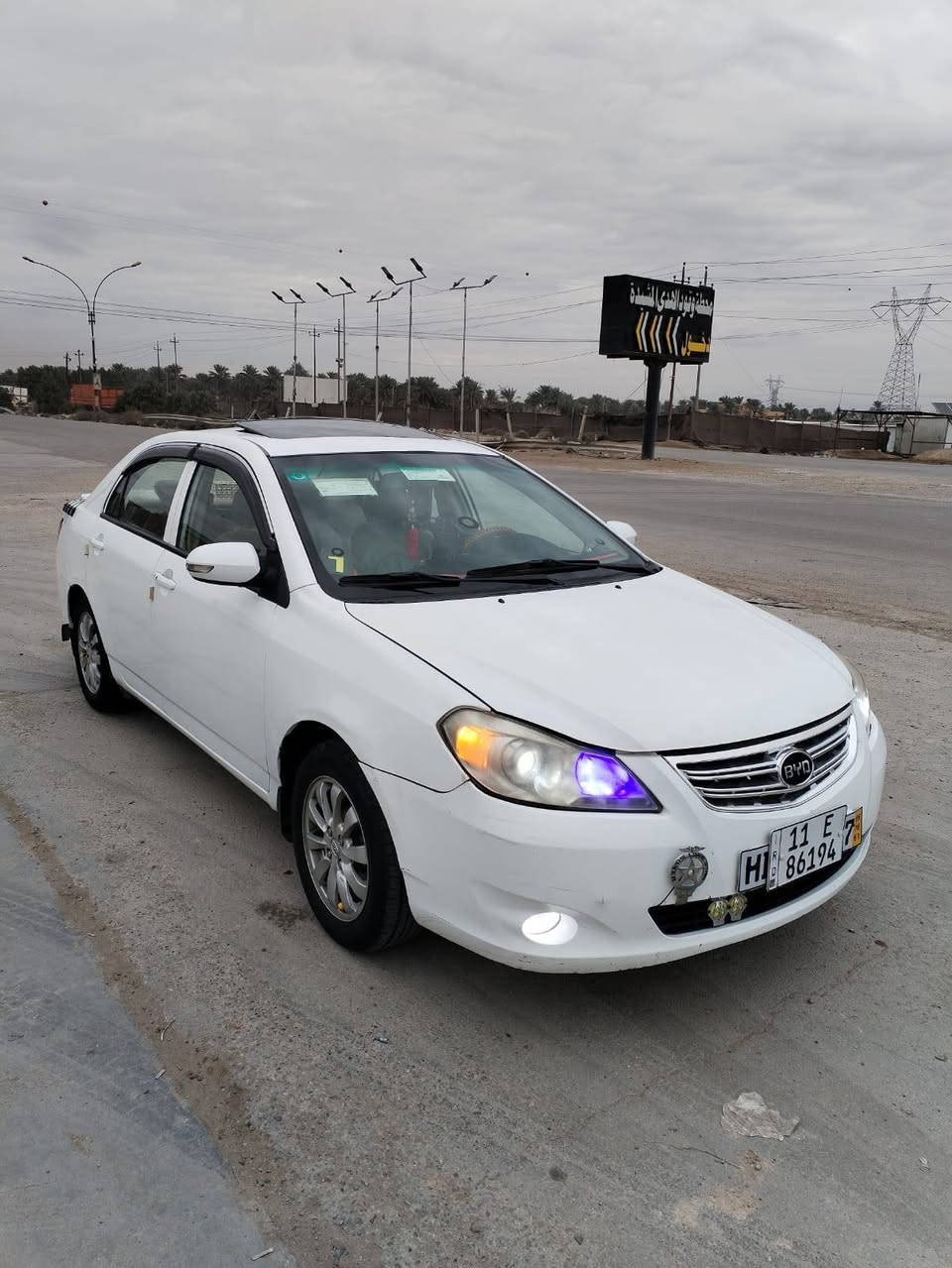 السلام عليكم بي واي دي G3 موديل ١٣ رقم بغداد انكليزي بسمي محرك كير جدد صدر امامي خلفي تخم تاير جديد تبريد شغال لاضربه ولاصبغ كشنات جلد شاشه كامره تحكمات ستيرن كله شغال مابيهه اي نقص ترايك لاربيل شرط النعومه ترايك ١٨٠ مكانهه بغداد جسرديالى القديم هاتف *********** السعر ٦٤ مجالهه قليل
