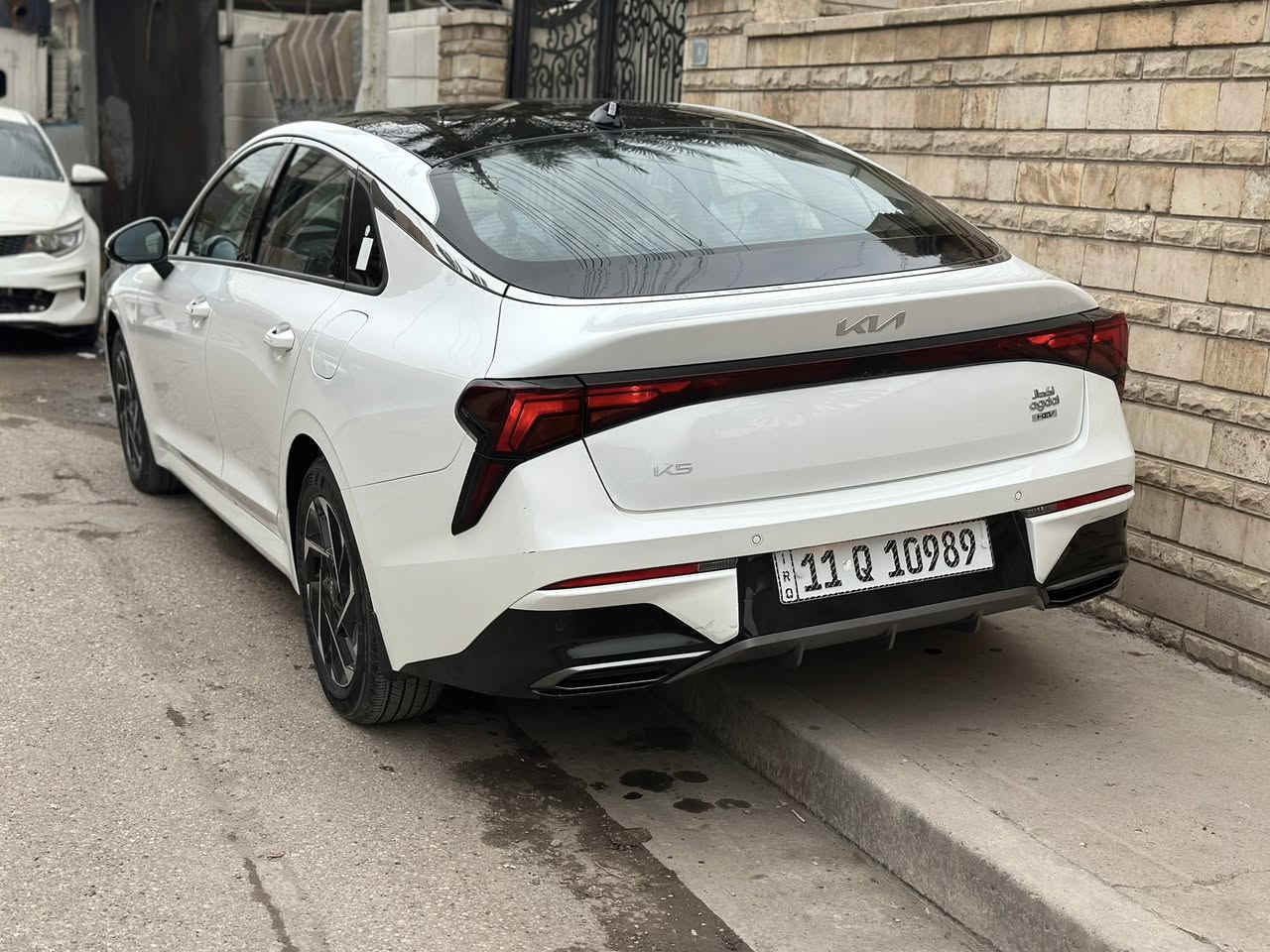 السلام عليكم
كيا K5 هايبرد خليجي موديل 2025فول 1/1 ضمان شركة اكدال ماشيه 5 الاف 

كشنات جلد كشنين كهرباء . بونراما . الجنطه الخلفيه كهرباء كامره كشن مومري خزن زينون كامره شاشه والخ من مواصفات 

السعر 22500 دولار 225 ورقه 

بغداد السيديه 

***********
