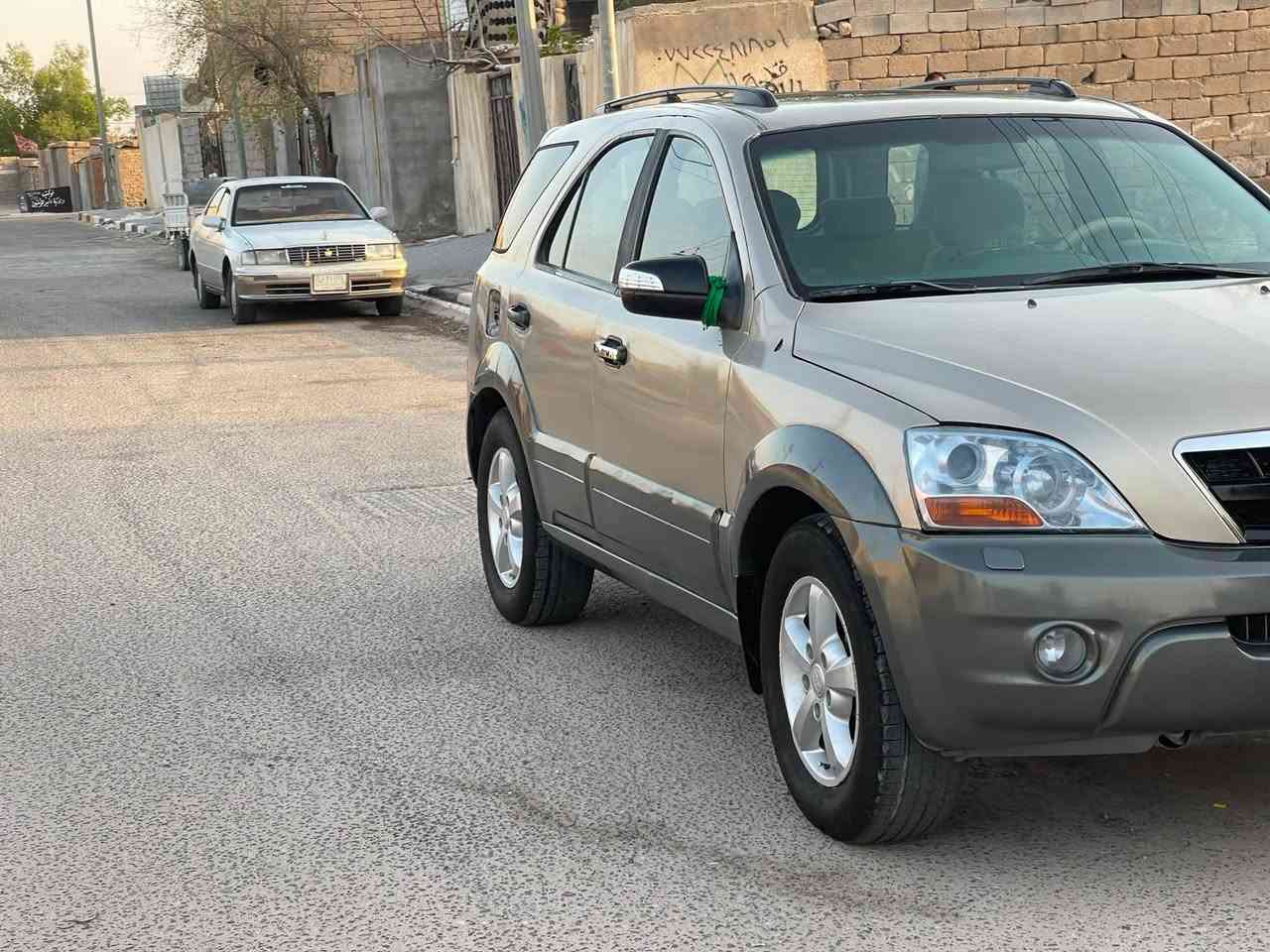 السلام عليكم سياره للبيع 2009 السياره مصبوغه صبغ عام اثر ضربات بل بدي تبريد محرك كير خير من الله طخم تايرات السعر 85 وبيه مجال ***********
