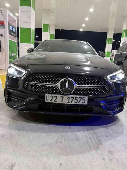 C300
موديل 2024
اعلى فئه الي تجي كشنات تدفئه تبريد وسماعات بورمستر
ماشيه 8 ميل
مكفوله كفاله عامه
رقم وهزه جديده 
دخول جديد للعراق
رقم اربيل جديد باسمي
Amg بلادي 
4 matic

مغلفه ppf ضمانه  مده العمر الاماني
***********
