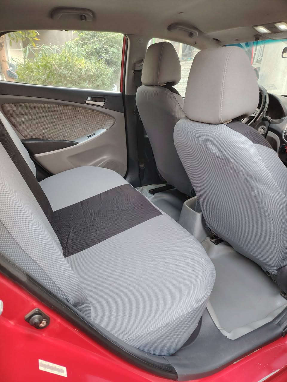 اكسنت ١٢ امريكي ١٦٠٠ GD
رقم بغداد سونويه لل ٢٧
بيه قطع صبغ شرط بدون اي دواخل بدون اي تكم اي دوسات حلوه جدا بدون نقص ماشيه ١٥٠
مكان بابل المسيب للاستفسار *********** وتساب
