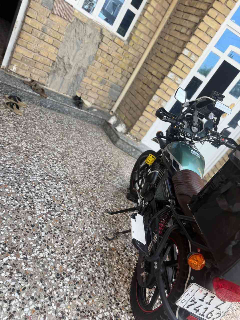 سلام عليكم …
🏍️دراجة دايون موديل 2023 دراجة مكفولة من كل شي الله شاهد مابيها أي حادث مرقم بغداد ودارجة أخت الزيرو👌  كلش نظيييفة 🔥
السعر 💸:2,800,000 مليونين وثمنميه الف دينار عراقي
العنوان 📍: بغداد_ الغزالية _ 
للاستفسار 📲 : ***********
