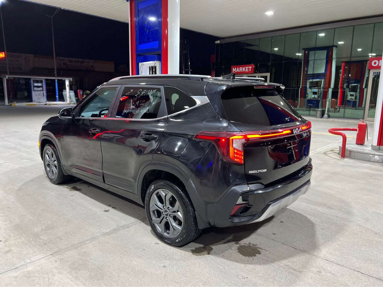 كيا سيلتوز 2024 فول مواصفات شكل حديث
سعر 122

***********☎️
مجفية عالصفحة السائق يعني بيهه صبغ صفحة و بونيد ربع سقف بدون نقطه داخلي و بدون ايرباك ايرباك فقط مال تكمة سيستم شاشة إلكتروني ديجيتال متصل كامل سلايت بصمة و شغال عند بعد امامي و خلفي و جانبي رادار و جميع انظومات القيادة و تحديد مسار و ستيرن اوتو رادار و تحكم في كل جهات بصمة و دخول ذكي كشنات و تدفئة امامي و خلفي كامل led بعد بيهه هوايه مواصفات سيارة رقم كاتي تترقم شمالي فقط سيارة مابيهه مصروف دولار مكانها أربيل للبيع نقدا فقط 
رقم شاصي بين الصور مكان اربيل شارع ١٠٠ معرض سردار هسني 📍 اكر, نينوى
