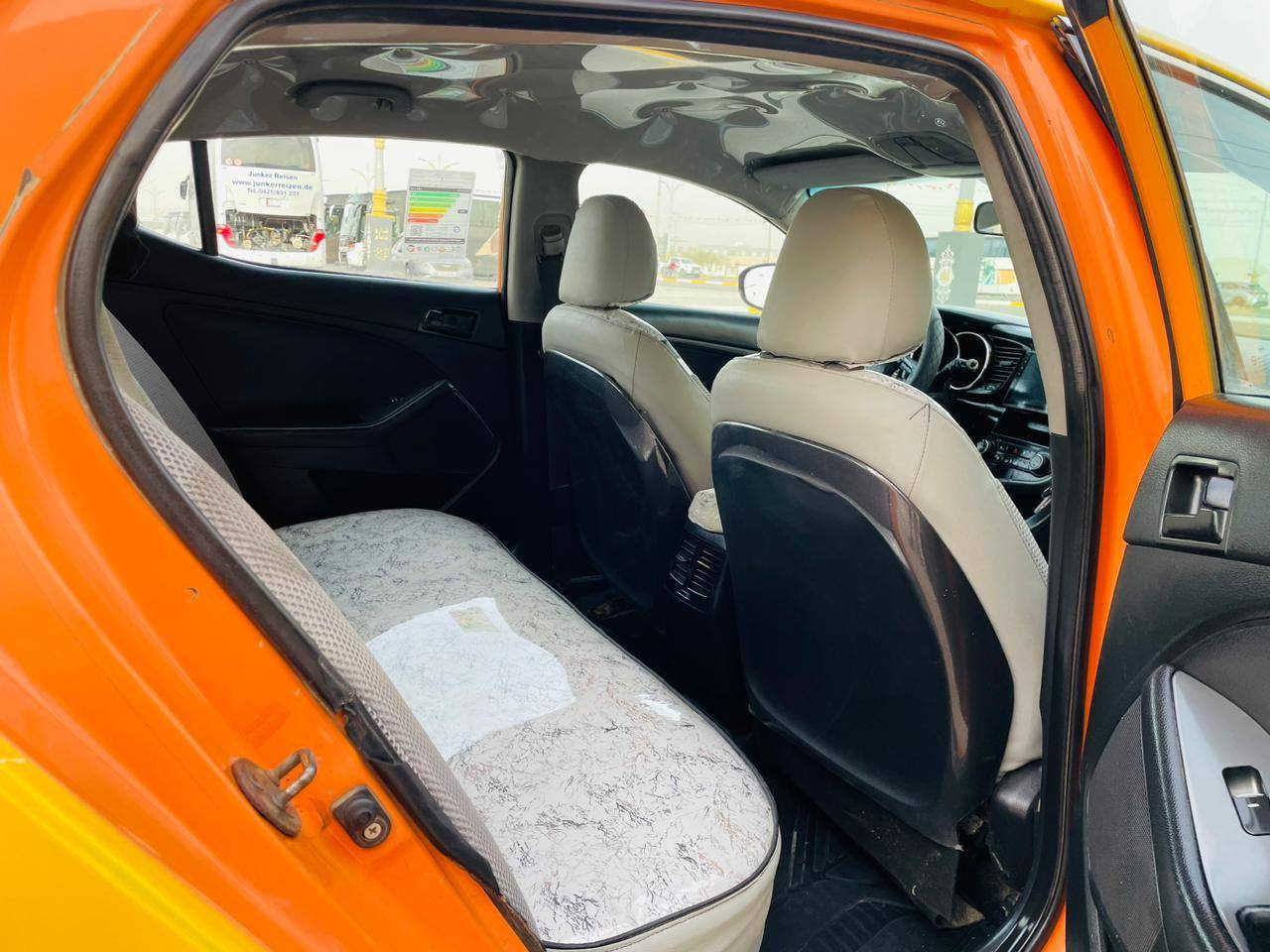 السلام عليكم للبيع كيا اوبتيما مديل 2012 وارد كوري مكفوله كفاله عامه من ضربه وتبديل بيه بنيد مفتوح فقط موصفات مري شفط شاشه كامره حساسات قطعتين تبريد مكينه 2000 دوش مصفره هيه وغرمات السياره جديده حيل وجاهزه واي نقص مابيه كير مكينه مكفولات حداديه تخم تاير ويل كروم تدفه تبريد ثلج السعر 102 لاستفسار اكثر لاتصال على الرقم *********** مكان سياره كربلاء مكلف ب نشر
