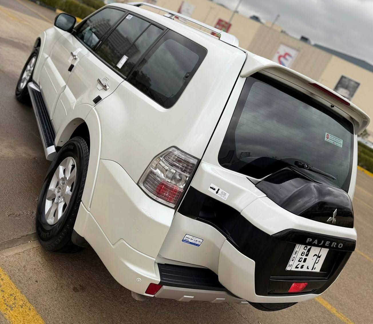 ميتسوبيشي باجيرو حبتور ياباني اصلي حجم مكينة 3500 V6 موديل 2017 المسافة المقطوعة 61 الف كم بشرط فحص سيرفز كامل بالشركة السيارة كفالة عامة بدون صبغ تعديل حوادث كفالة
جديدة كلش نظافة 100%
 قطعة نادرة
رقم سليمانية جديد هزه براد لوحات كلها جديدة
موقع السيارة السليمانية

🛑 السعر سوي تعليق يصل مباشرة 🤖 

المواصفات
لد امامي
كلوب ضباب
حساس خلفي
كامرة
7 راكب
صاجات
دبل اكسل 4X4
تحكمات سترين
ثلاجة
نظام مانع انزلاق
لايت عدسة
شاشة
منفذ طاقة 220 واط
مريات كهربائية
مريات اتو قلابة
مريات ترحيب
تبريد منفصل
تبريد مركزي
شاشة نظام
دشبول ليزري
مراية عاكسة
ستم نيكل كامل بلادي ذهبي
لايت كهربائية
لايت زنون عالي ناصي
بلوجكتر LED
اغراض الشركة سبير كتلوك كلها موجودة

رقم صاحب السيارة ***********
