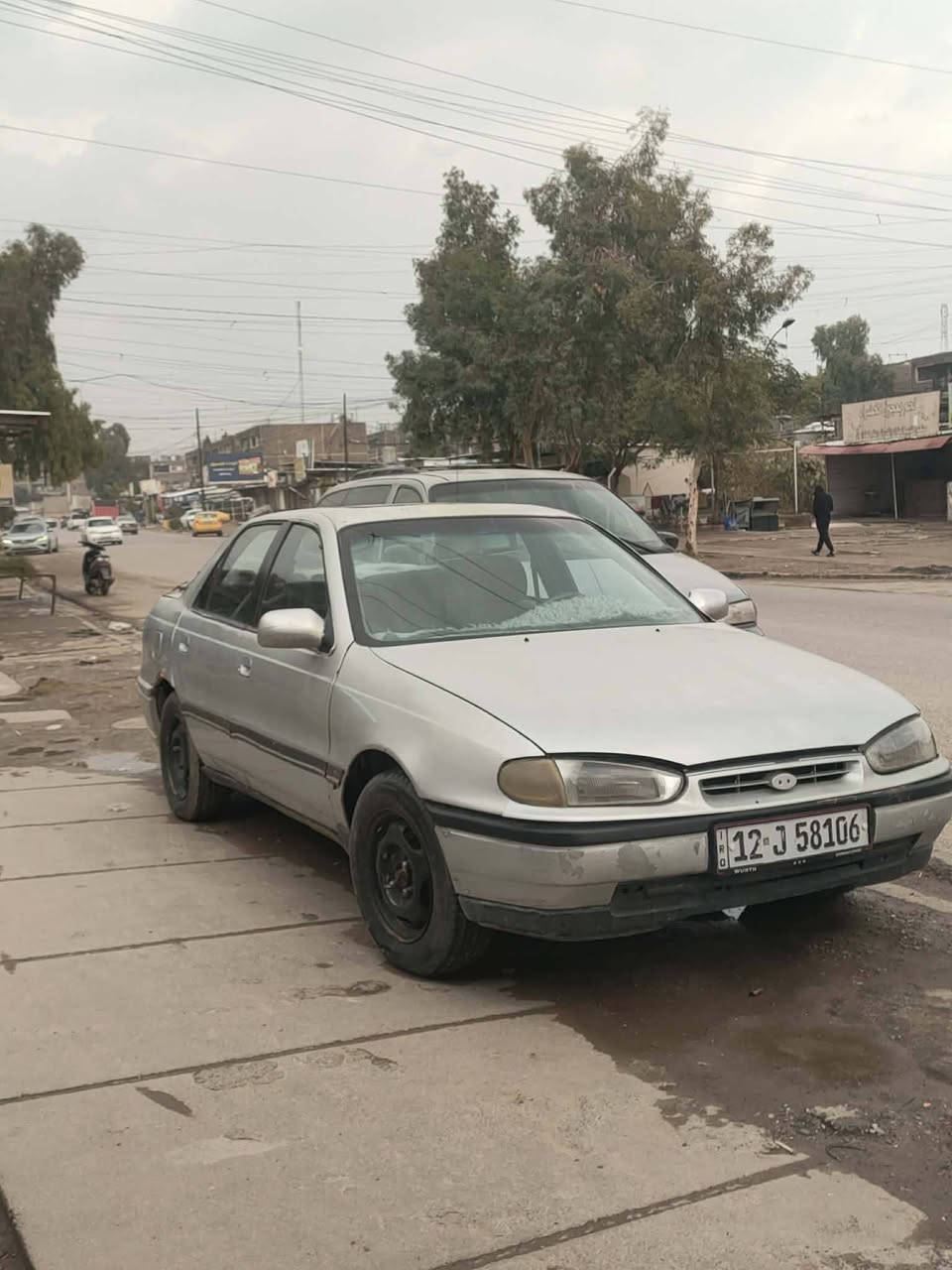 هونداي النترا موديل 92 مراوس مع تكسي  شرعي بالموصل  سنويه لغايه 29 المكينه بيها نفخ الكير شرط السيارة بيها حادث قديم ومصلحه من جهه اليسار احد الشواصي مصلح اثر الحادث  بيها نقص كهربائيات السيارة شغاله لايتات بك لايتات شغاله الكيجات معطله والماسحات معطله  هذا العطل الكهربائي 
الاتصال ع الرقم ***********
بي واتساب  السعر  21 وبي مجال
