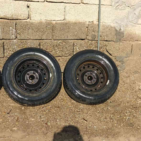 ويل عادي تيتوته حجم 15 سعر 110 وبيهن مجال العدد 4الطلب والستفسار على الرقم ***********// ***********
