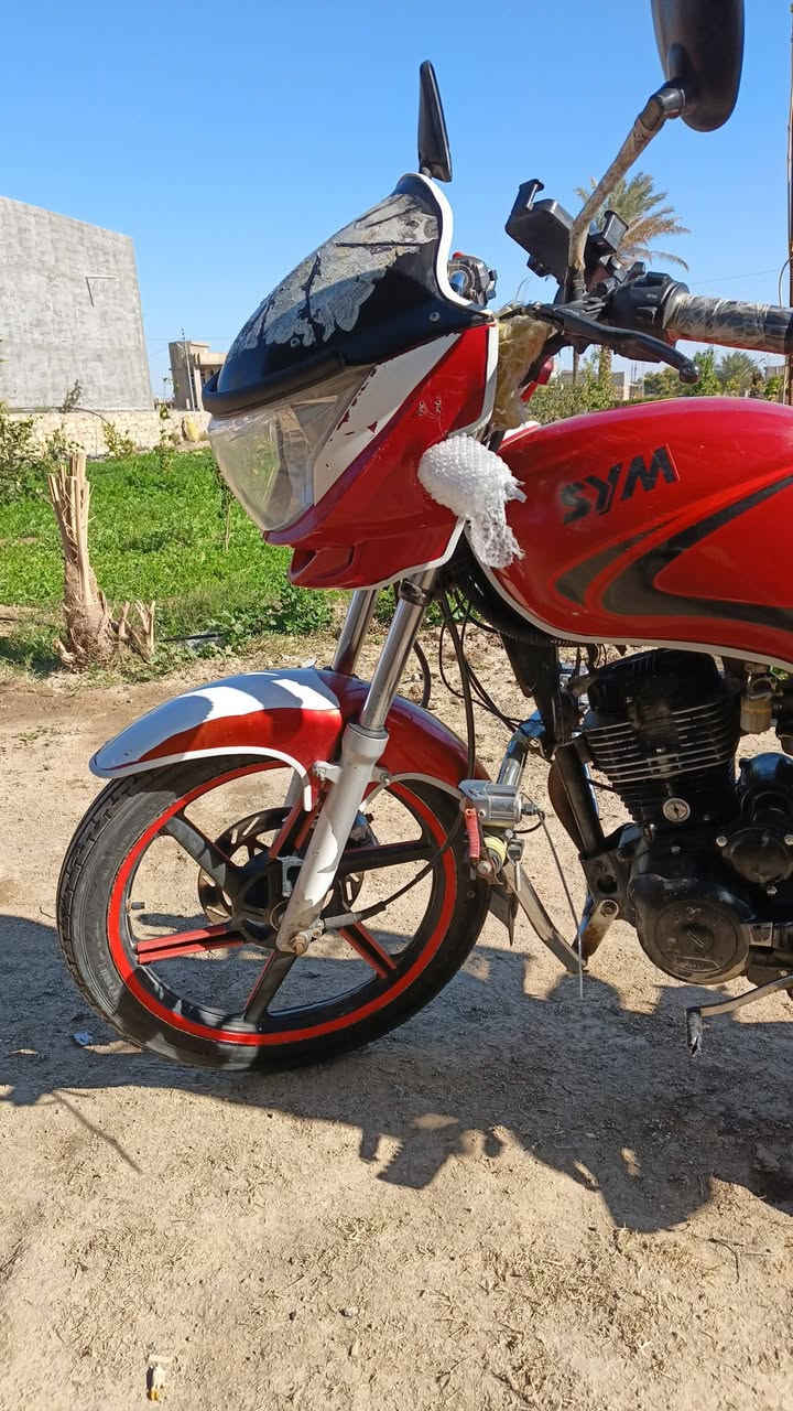 سلام عليكم سايم للبيع مابي اي نقص مسجل رقم وسنويه موديل 14 مكاني جزيره الخالديه سعره مليون و100 وبي مجال ***********
