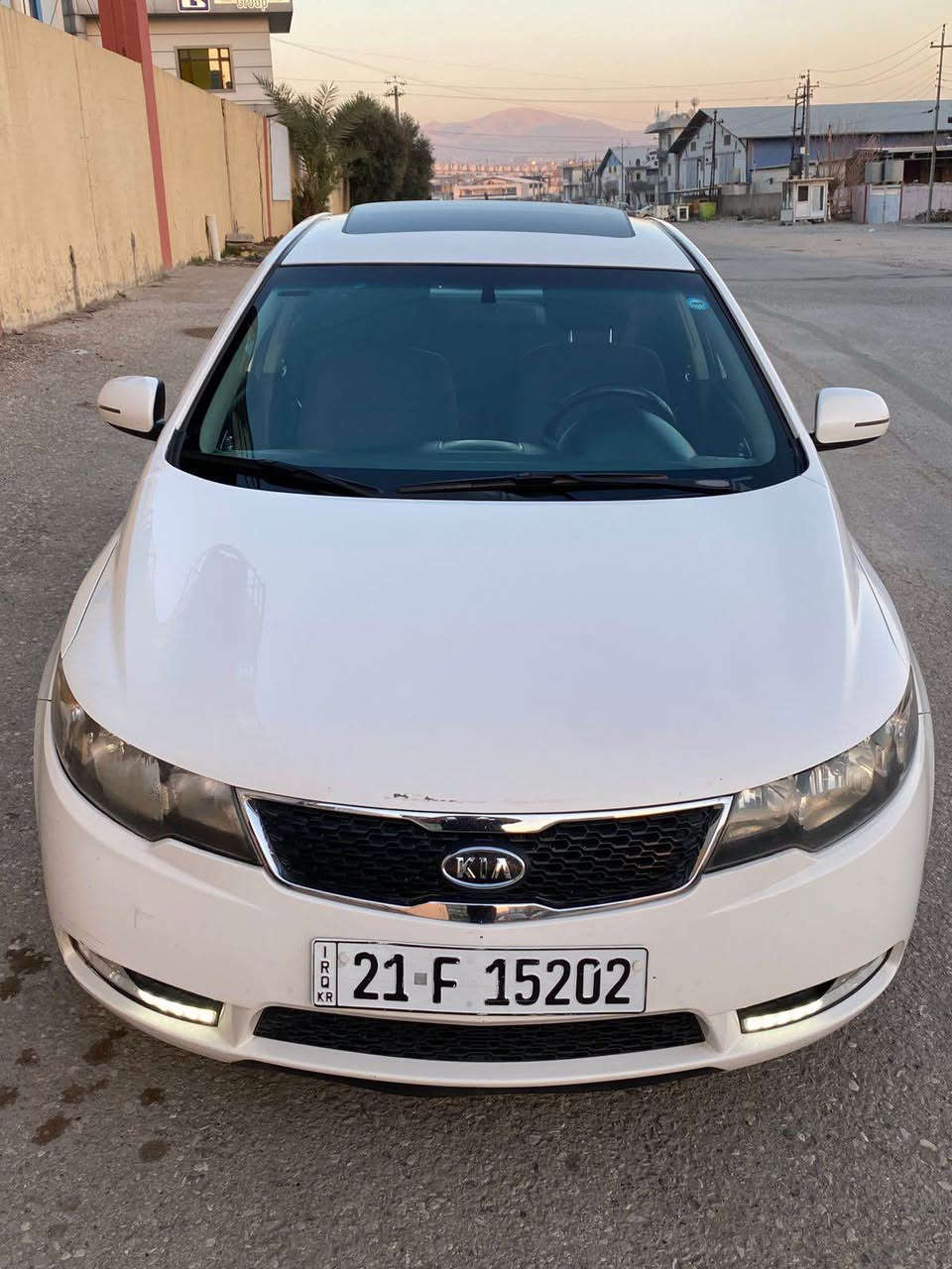 بة ناوى خواى گةوره و ميهرةبان
كيا سيراتو موديل ٢٠١٣ سفرى شةريكه فول مواسفات 
بي بوياخ
سلايد
بيلاد ليد
ناو رةش
حاسه
ئاوينه كارةبا و ئاوينه ئيشارةت
Aux w usb w bluetooth
تاية و ويل ١٧
چوار تايةى تازه
گير و مةكينة بة شةرت
زور مواسةفاتى تر
بي بوياخ . دةعامى بو دةعامى بة شةرت
بوياخى نيه.. 
سةنةوى تازةية تا ٢٠٢٩ تحويل و غرامه بة شةرت
ژمارةى موبايل
***********
*********** السليمانية, العراق
