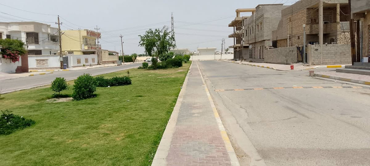 بيت للبيع
الموقع التاميم حي الاكراد 
شارع السايدين شارع حي الاكراد 
اسواق كركوك 
مقابل ثانوية الشفق للبنات
200 متر طابو صرف
طابقين يتكون
محلات اسواق كركوك 
خمس غرف نوم
ديوانيه
صاله
مطبخ
3حمامات
مخزن عدد 2
للاستفسار الاتصال على الرقم التالي 
***********
