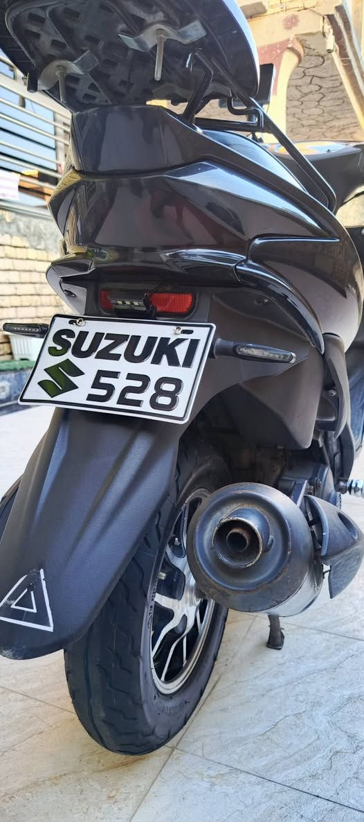 ادرس حديث ياباني
دراجة نضيفة بشكل ربع مَتصرف عليها 
عليها تزويد مرتب
شاشة كار بلي
گرون
دوسات
ويالة نجمة
بگ لايت جديد ابو 85
اشاير بطح حديث
مكينة ناعمة ومكفولة نوزل نضيف. شعلة ومعدل بشرط
سعرها 1350 مكاني طشاش 
رقمي ***********
