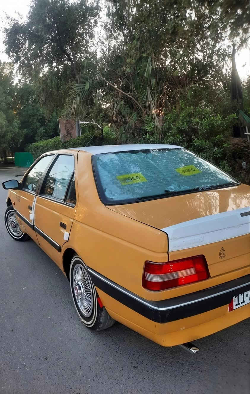 للبيع بيجو  جي ال اكس موديل 2010 داخل عسلي محدثة 16 رقم بغداد انكليزي رقم وسنوية وهزة جديد تحويل ثاني يوم السيارة جاهزة محرك وكير صدر خلفي أمامي باتري جديد تبريد شغال مصفرة هيئة وغرامات السيارة بدون ضربة فقط بيها صبغ الداير مال الجاملغ الخلفي والدوسات وهاي صورها كدامك الشراي يجي ويشوف بعينة السعر 33بيها مجال قليل للشراي مكان السيارة بغداد مكلف بالنشر اتصل على الرقم فقط ***********
