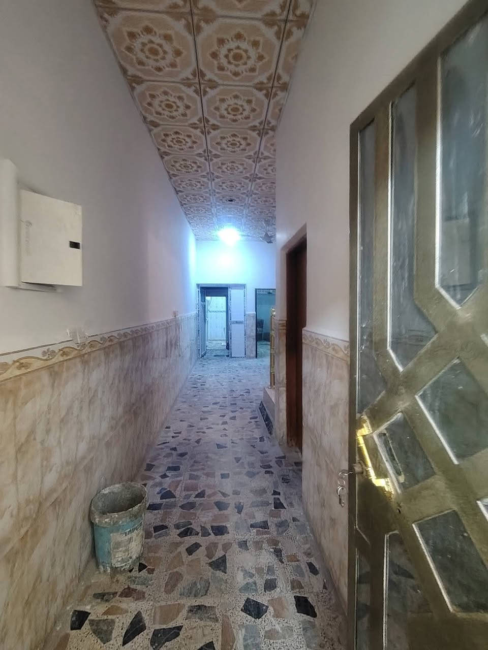 ياالله اسعد الله اوقاتكم بكل خير احبتي طابقين
يتوفر دار سكن طابو زراعي عراقي سند 25 وكالة ونسخه من الطابو ومكاتبه العنوان ابو الخصيب جامع الشهيد طه كلش قريب عله السايدين الداخليه
#المساحه المساحه ١٠٥ متر
#الطابق الأول يتكون من ديوان وصاله ومطبخ وصحيات داخليه وخارجيه وكراج سياره 
#الطابق الثاني غرفتين منام وصاله
بناء فرمستون وبلوك
#السعر ٧٠ مليون قابل للتفاوض 
#للاستفسار اكثر اتصل ***********
***********
